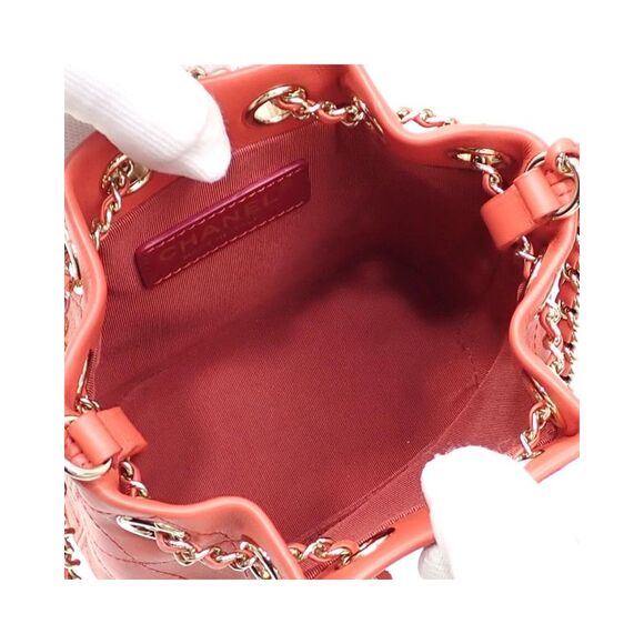 Pre Loved Chanel - Picture 3 of 10